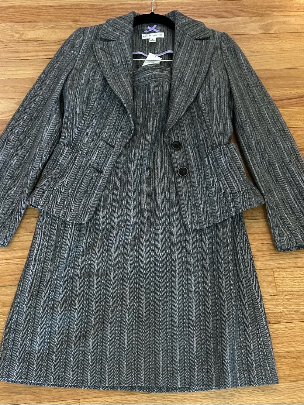 Banana Republic Women's Gray Pinstripe Blazer & Skirt Set Size 4 NWT